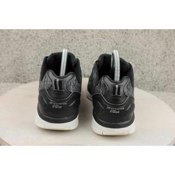 Skechers Relaxed Fit Memory Foam Sneaker Women 9 Black Gray Knit Slip On Comfort - Picture 4 of 8